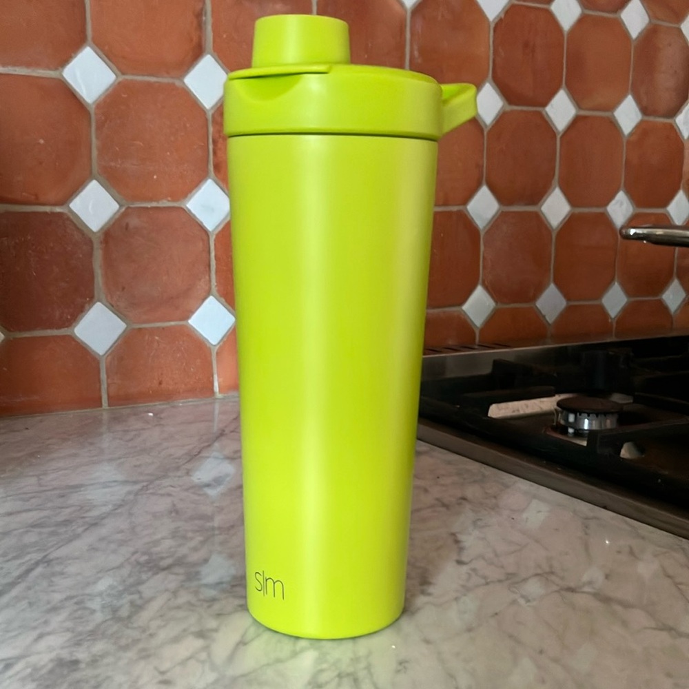 Vibrant Green Stainless Steel Water Bottle